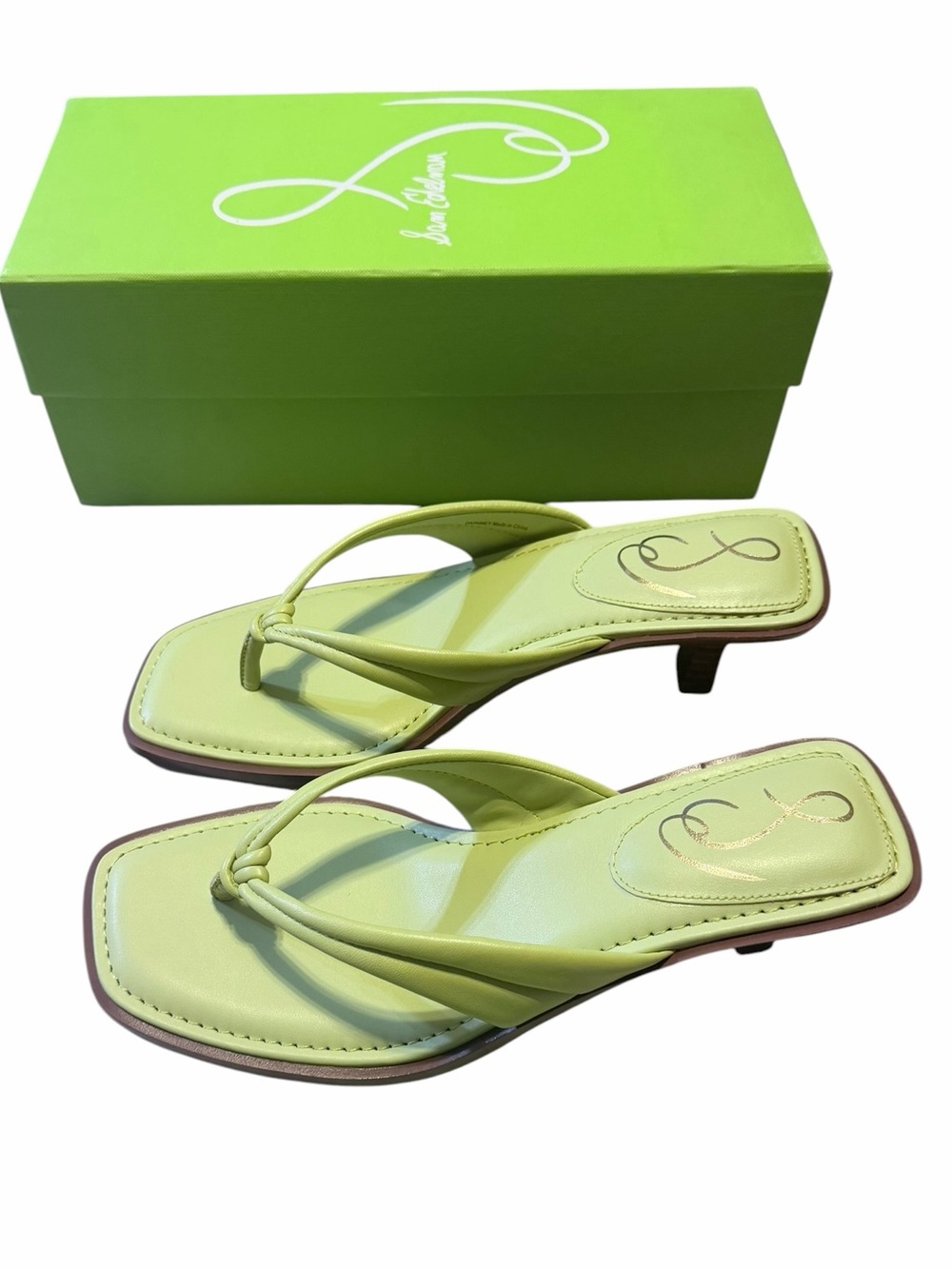 🌟🌼 NIB SAM EDELMAN DAPHNEY KIWI LEATHER Lime Green Thong Kitten Heel Sandals